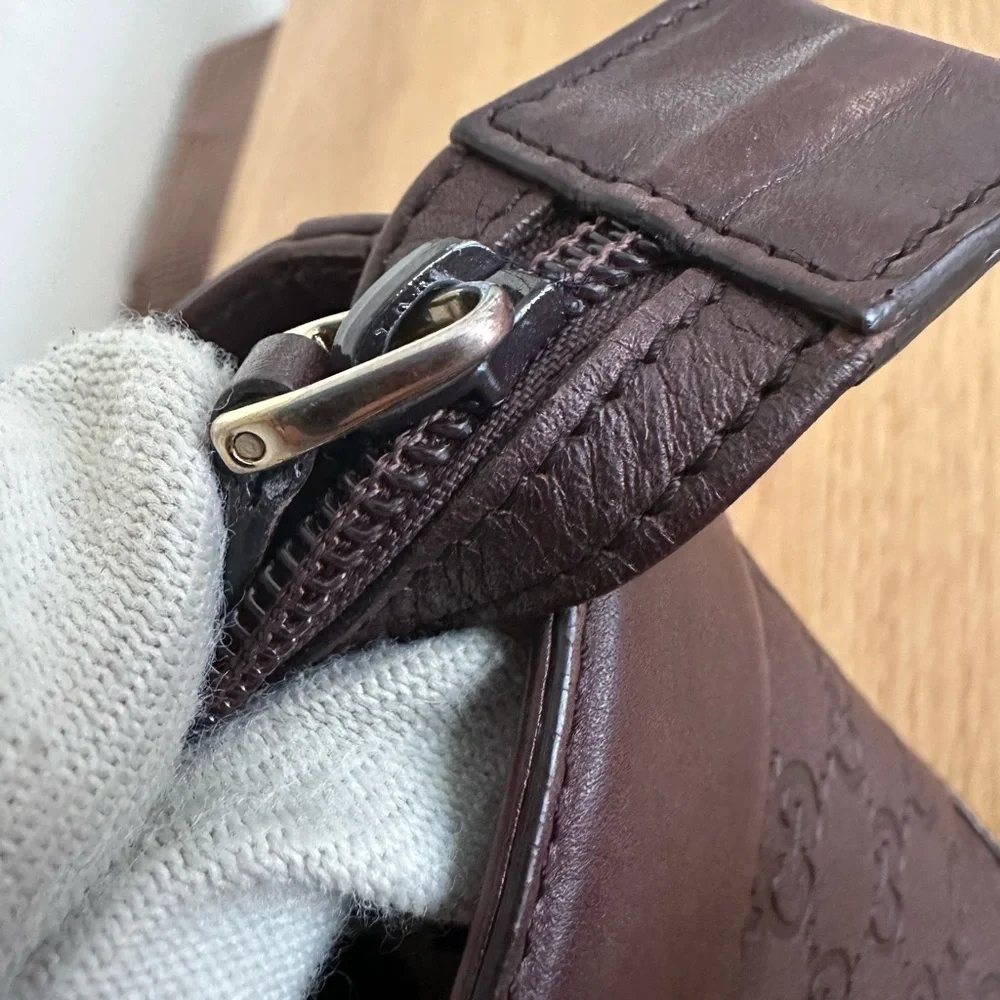 Gucci Guccissima Small Tote Bag - Picture 8 of 17